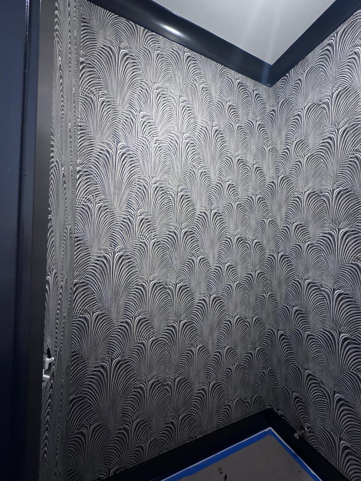 Wallpaper Bathroom Repeating Fountain Shape